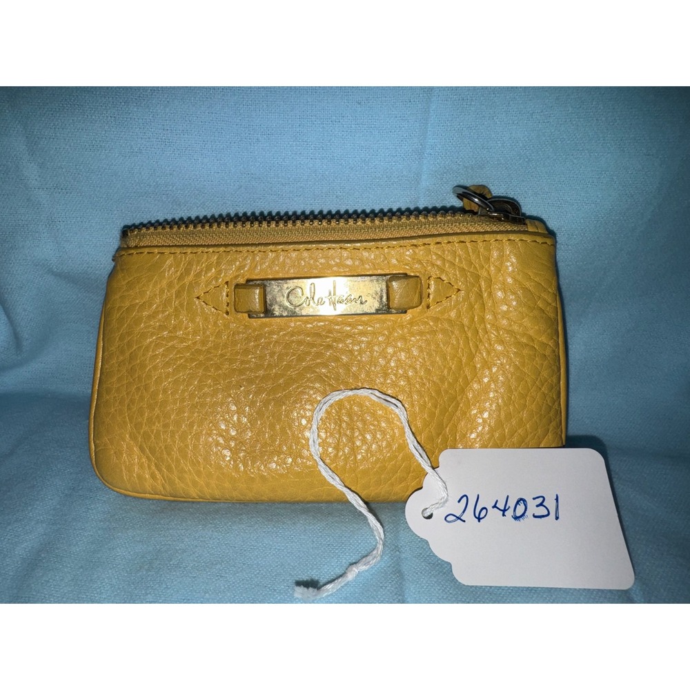 Cole Haan Yellow Pebbled Leather Small Zip Coin Pouch Card Case Gold Hardware - Picture 5 of 5